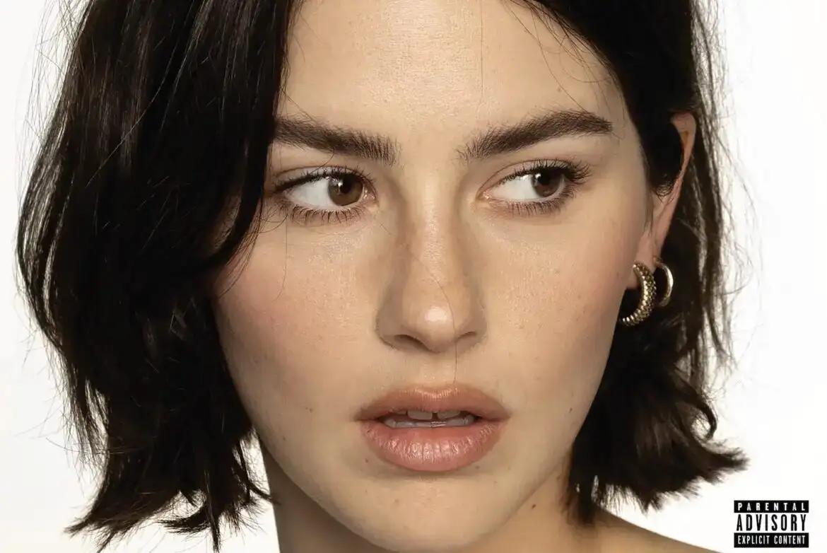 Gracie Abrams: 21—青春の愛: 間違った人を愛したが、その愛は正しかった